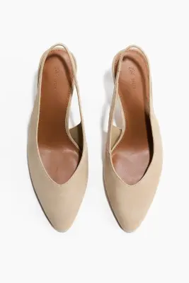 Escarpins à talon aiguille en cuir velours - Beige clair — photo 1