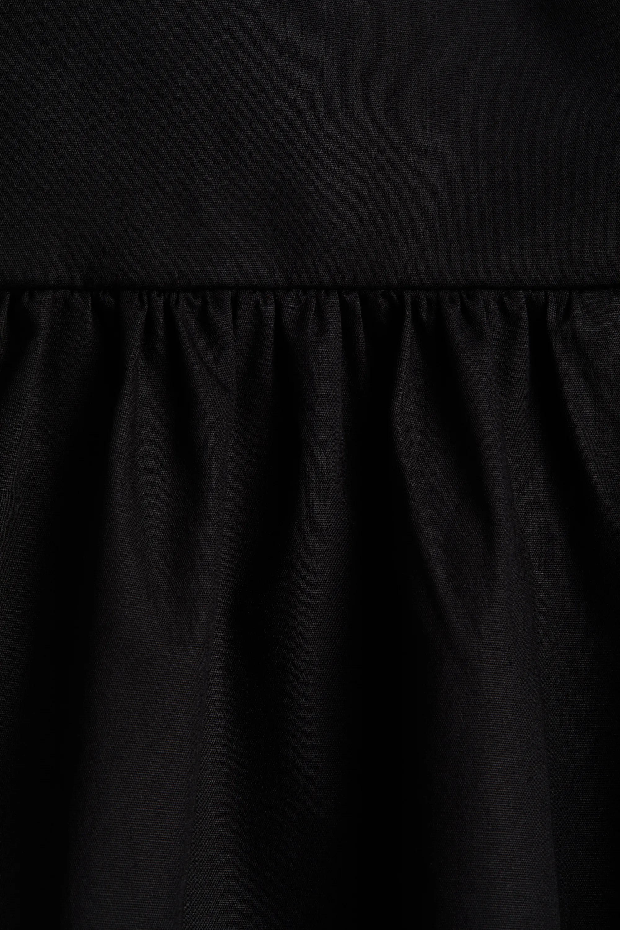 Robe en coton avec jupe évasée - Noir