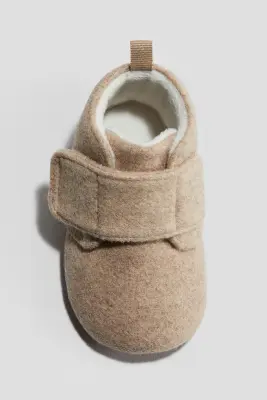 Chaussons souples - Beige clair — photo 1