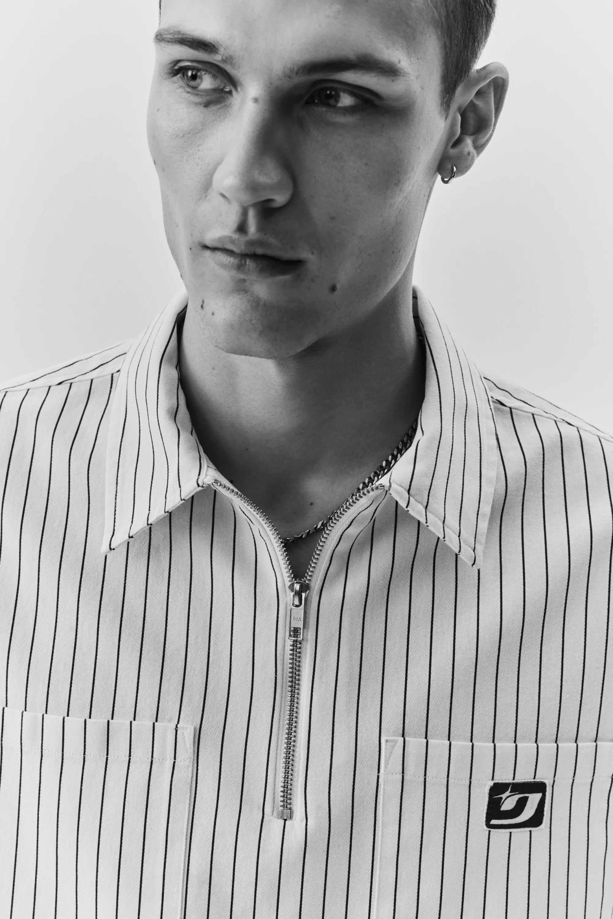 Chemise Relaxed Fit en twill avec col zippé - Crème/rayé