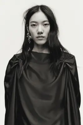 Robe à manches bouffantes en satin - Marron foncé — photo 1