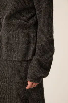 Pull Ananda Anthracite — photo 5