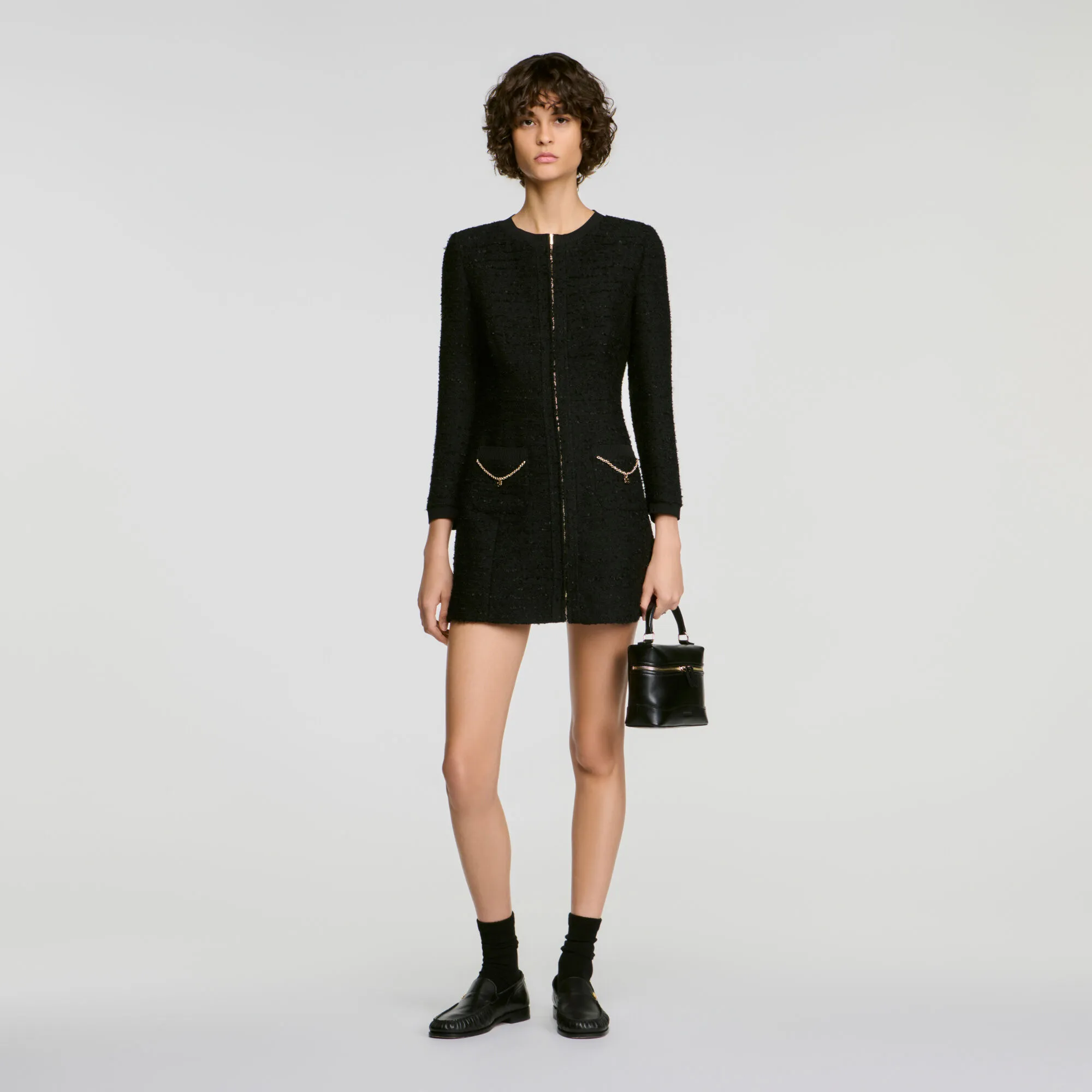 Robe courte chaîne métallique