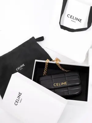 Sac Shoulder bag en cuir matelassé noir et chaîne dorée Prix boutique 2800€ — photo 2