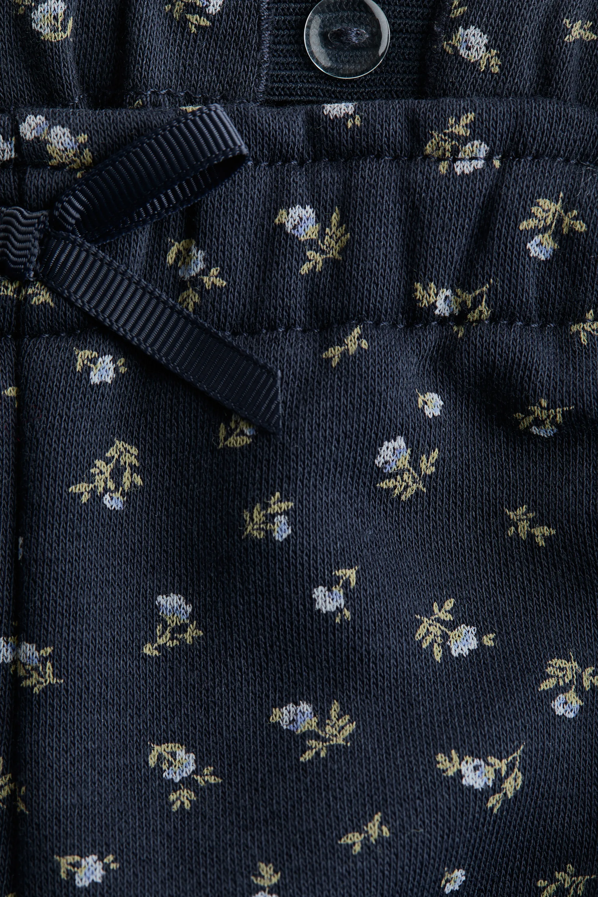 Pantalon jogger large en molleton - Bleu marine/fleuri