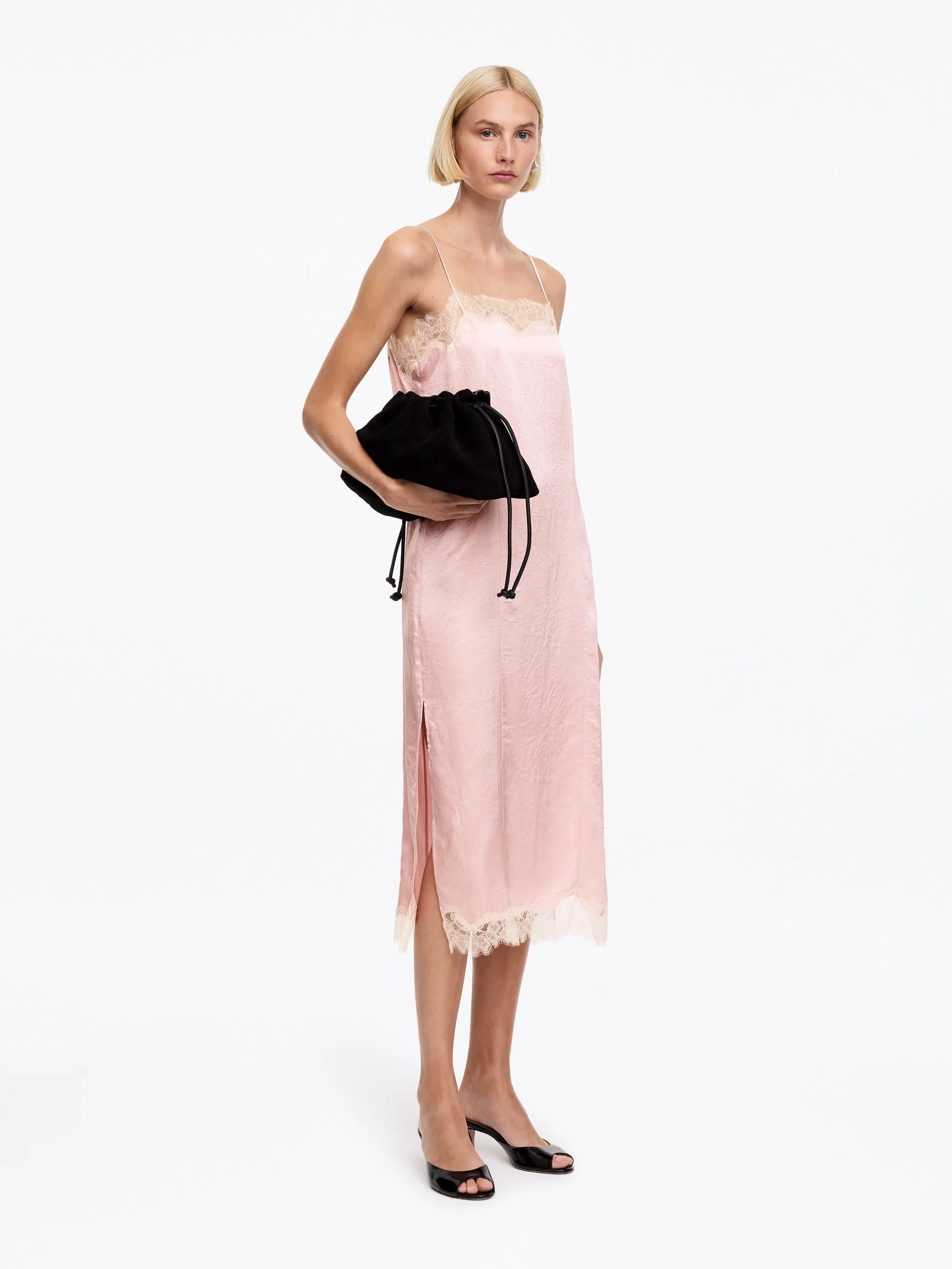 Robe nuisette bordée de dentelle - Rose