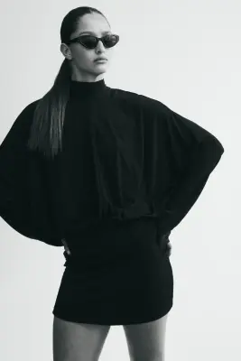 Robe à manches chauve-souris avec détail à nouer - Noir — photo 3