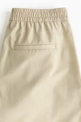 Pantalon en twill avec jambes barrel - Beige — photo 4