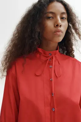 Chemise avec col à nouer - Rouge — photo 2