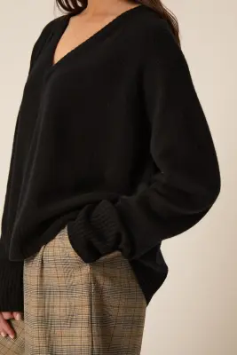 Pull Arilou Noir — photo 5