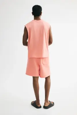 Short Relaxed Fit en molleton - Rose corail — photo 3