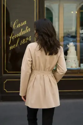 Charlie Short Trenchcoat - Khaki — photo 5