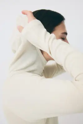 Top de sport en laine avec capuche - Beige clair — photo 2