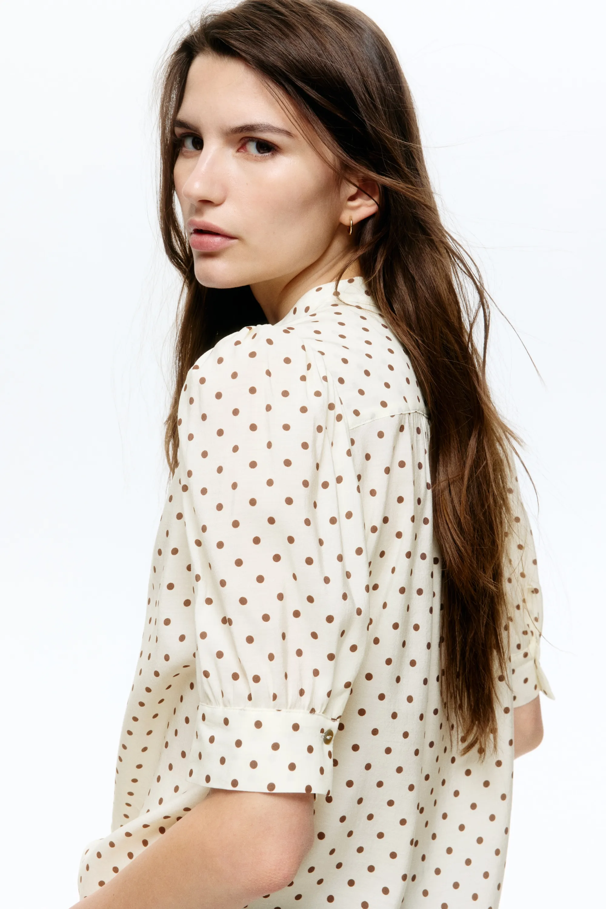 Blouse à manches bouffantes - Crème/pois
