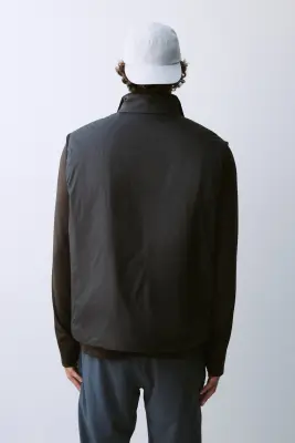 Veste de sport sans manches - Noir — photo 4