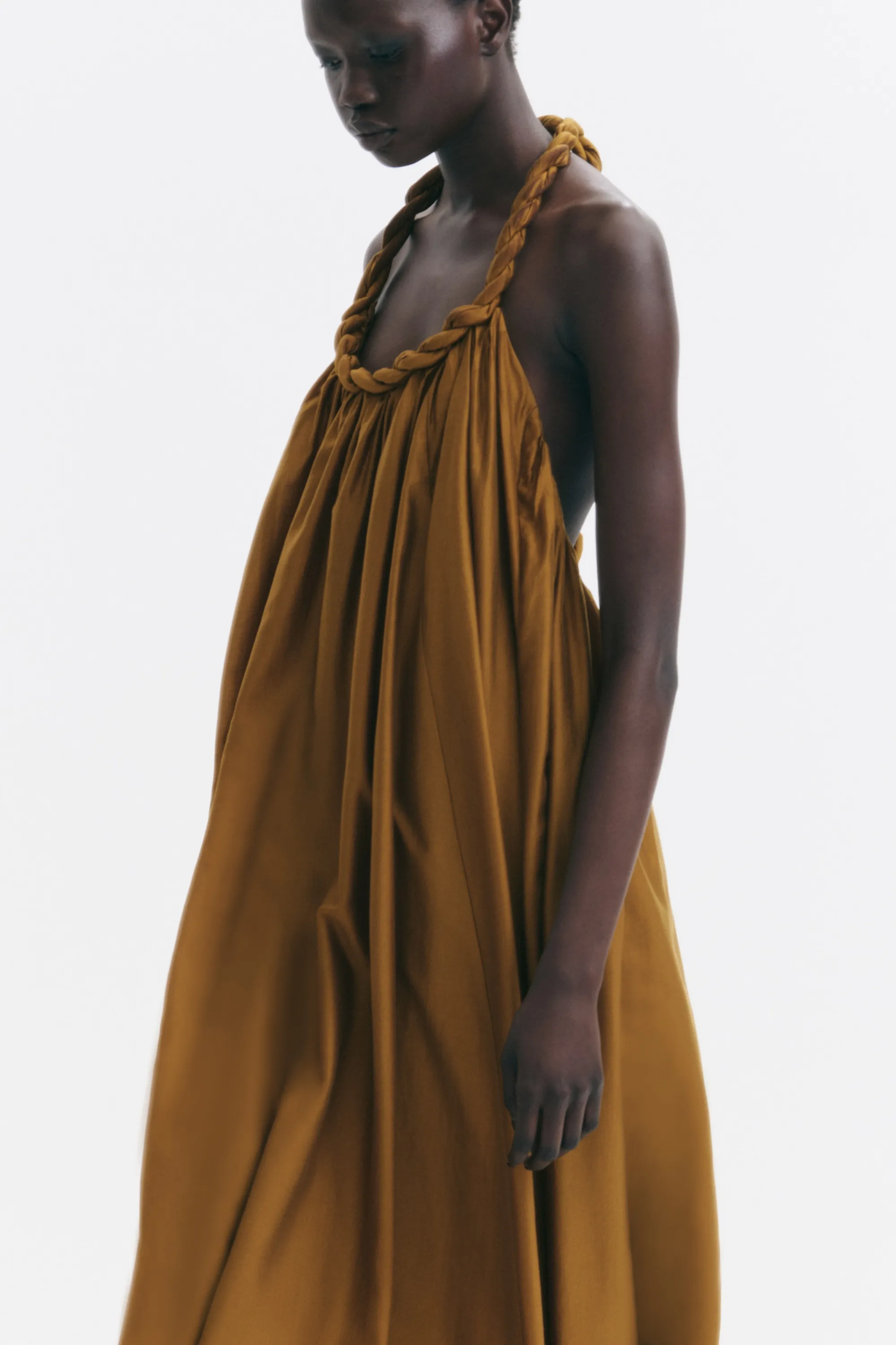 Robe avec détail tressé - Beige doré foncé