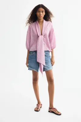 Blouse froissée avec col à nouer - Rose ancien/rayé — photo 2