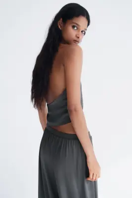 Top asymétrique avec dos nu - Gris foncé — photo 3