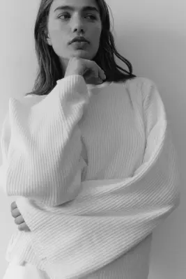 Pull en maille côtelée - Crème — photo 1