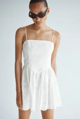 Robe brodée avec jupe évasée - Blanc — photo 2