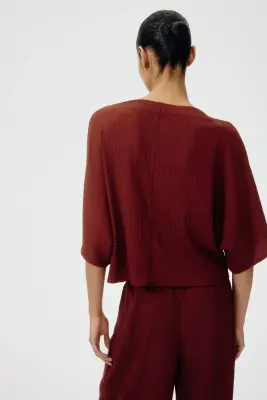 Top froissé avec encolure bateau - Rouge rouille — photo 1