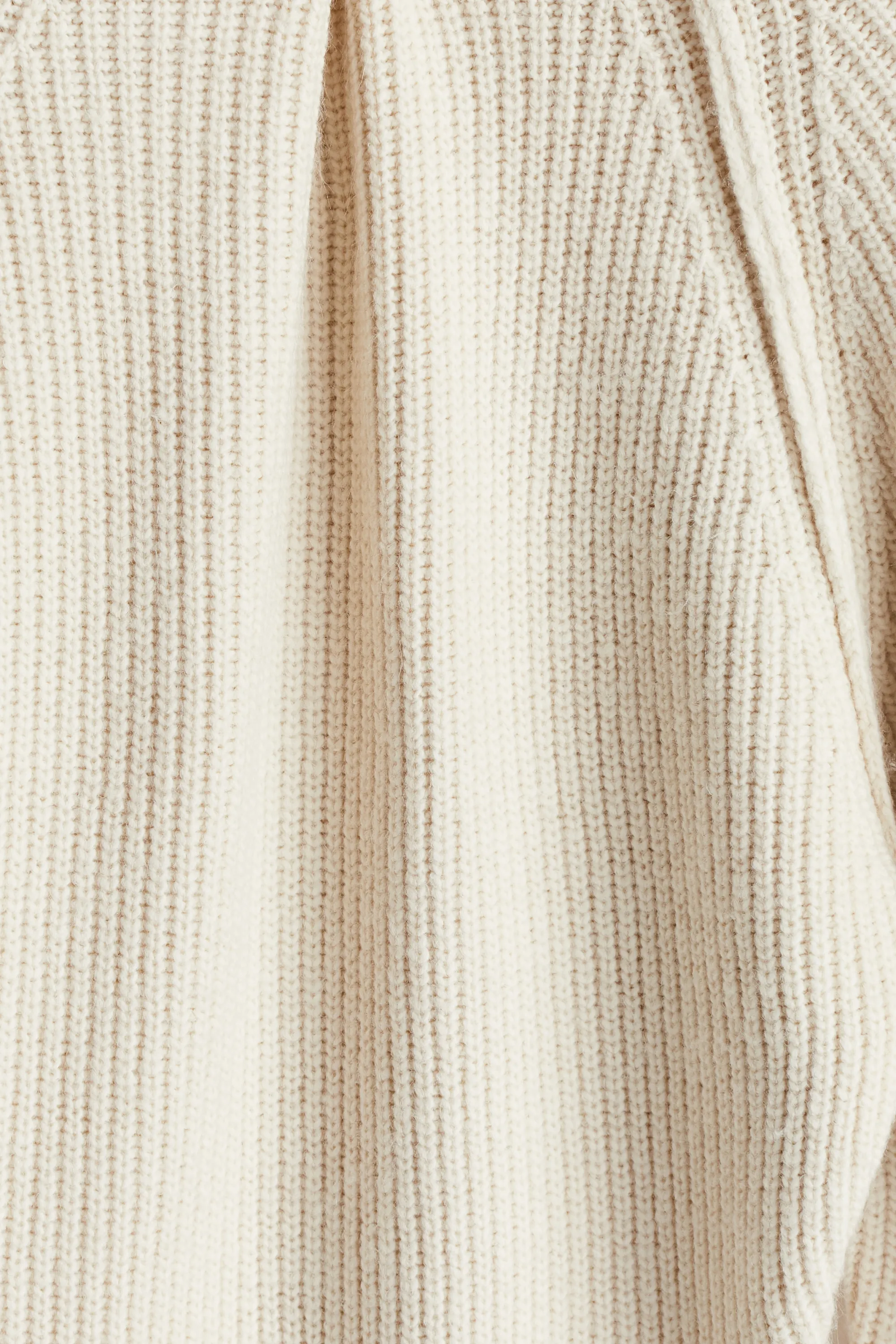 Robe en maille côtelée avec col cheminée - Crème