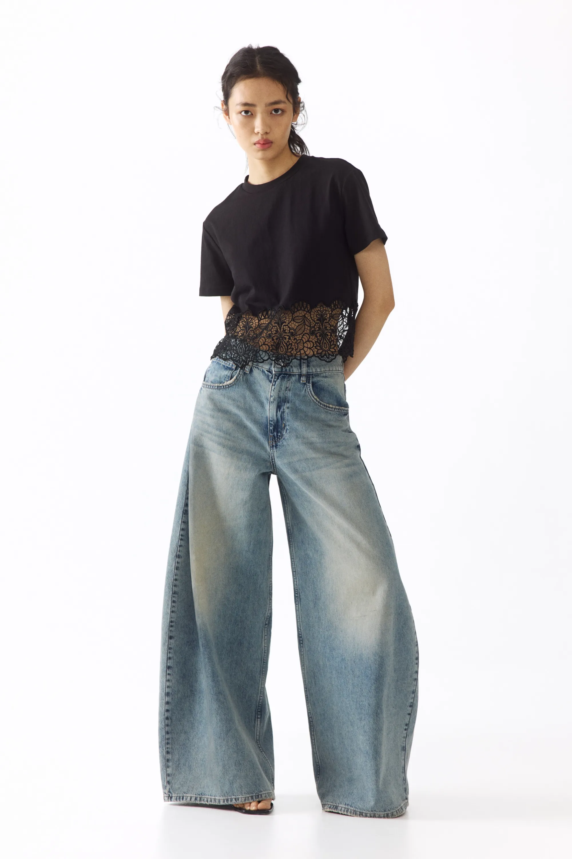 T-shirt avec dentelle - Noir
