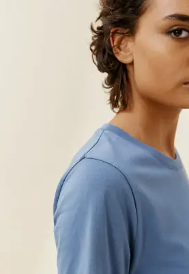 Le t-shirt classique - Bleu tempête — photo 2