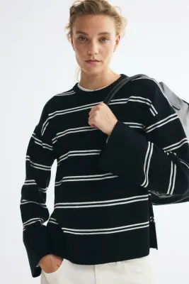 Pull oversize - Bleu foncé/rayures blanches — photo 1
