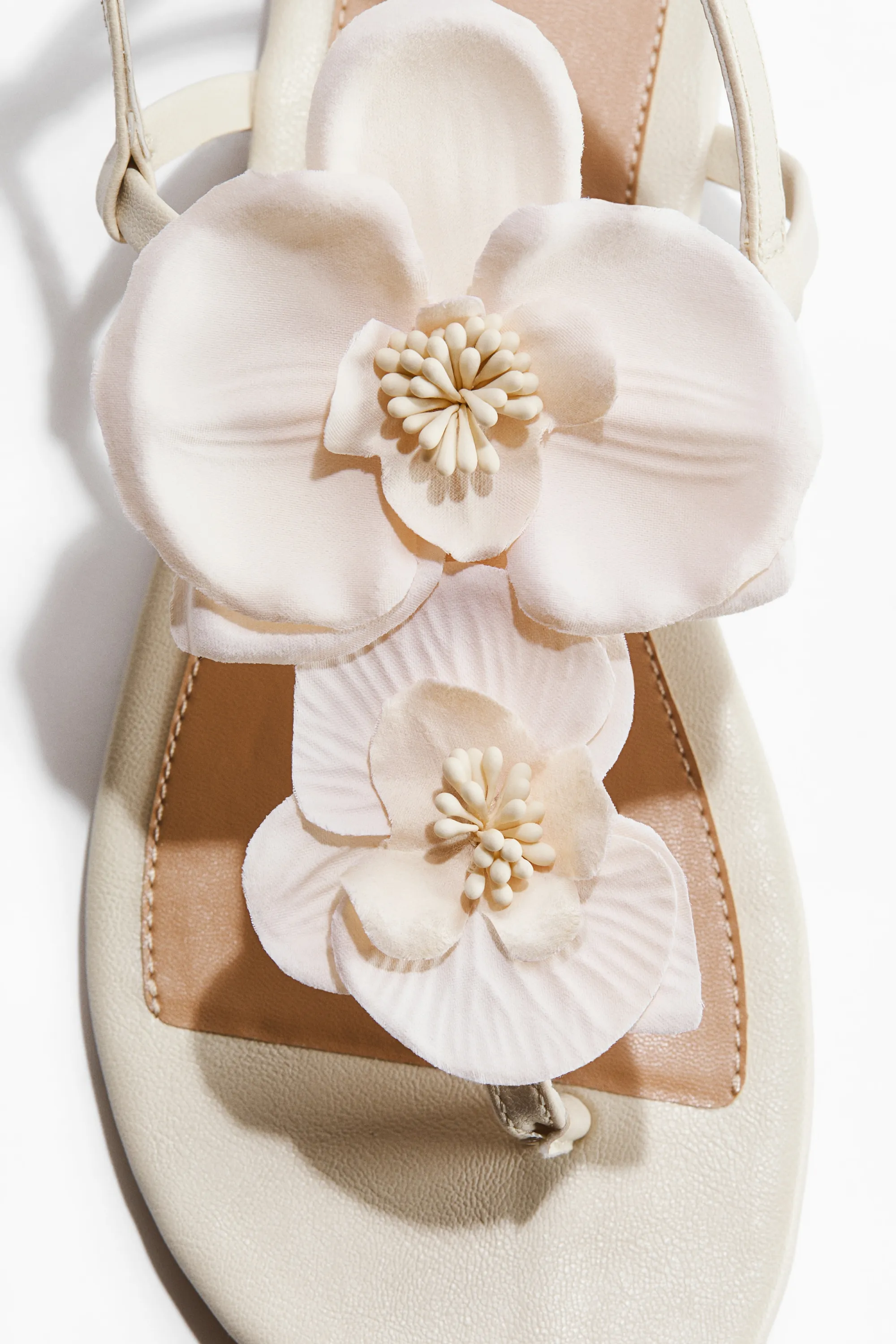 Sandales à brides fines avec applications - Beige clair/rose clair