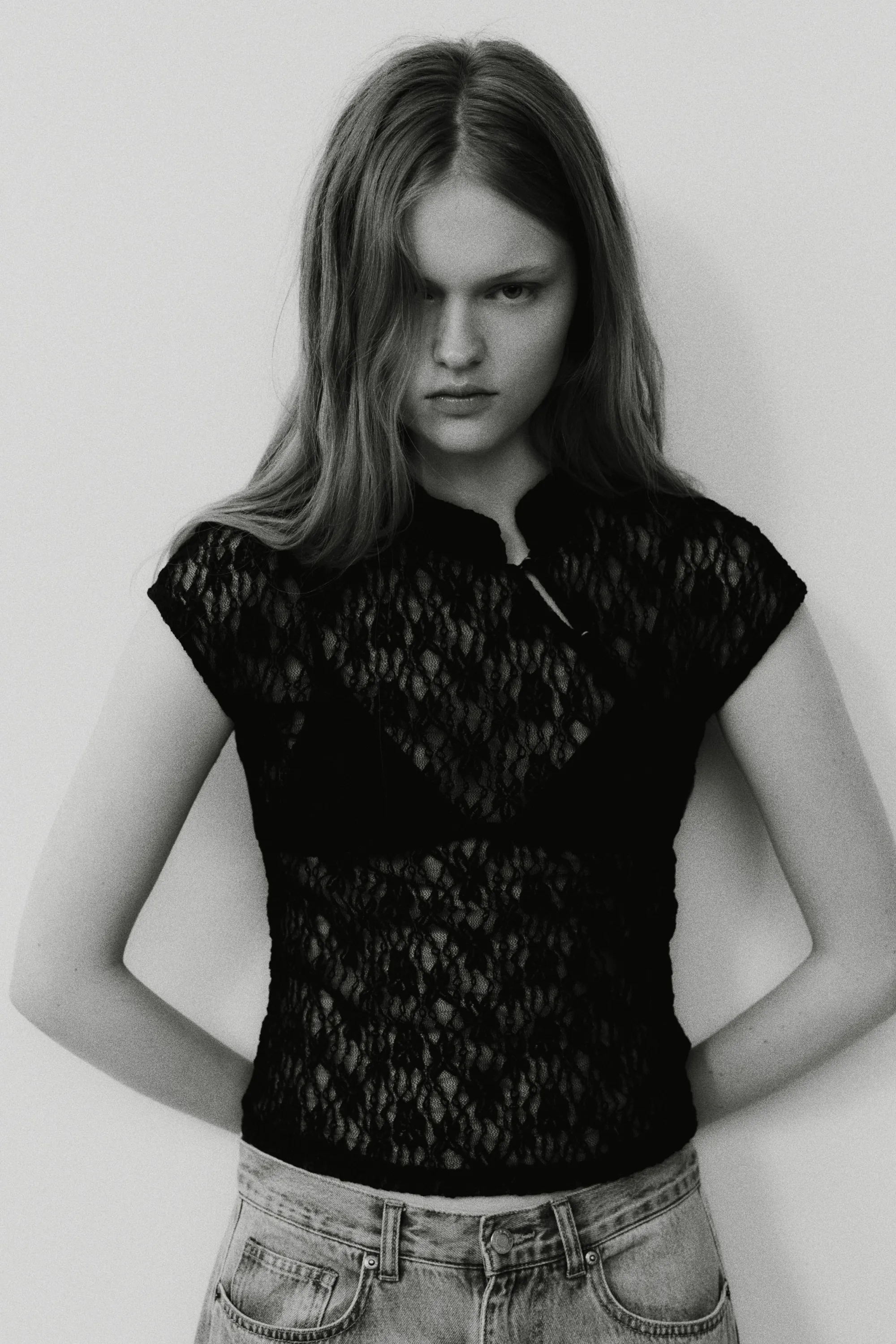 Top en dentelle avec mancherons - Noir