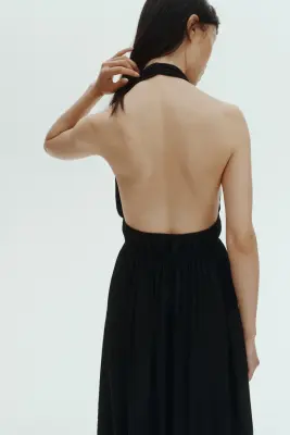 Flared-skirt halterneck dress - Noir — photo 4
