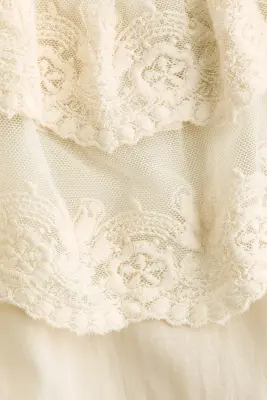 Top volanté avec broderies - Crème — photo 4