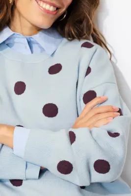 Pull à pois en maille compacte — photo 5