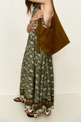 Flared-skirt halterneck dress - Vert foncé/motif — photo 3