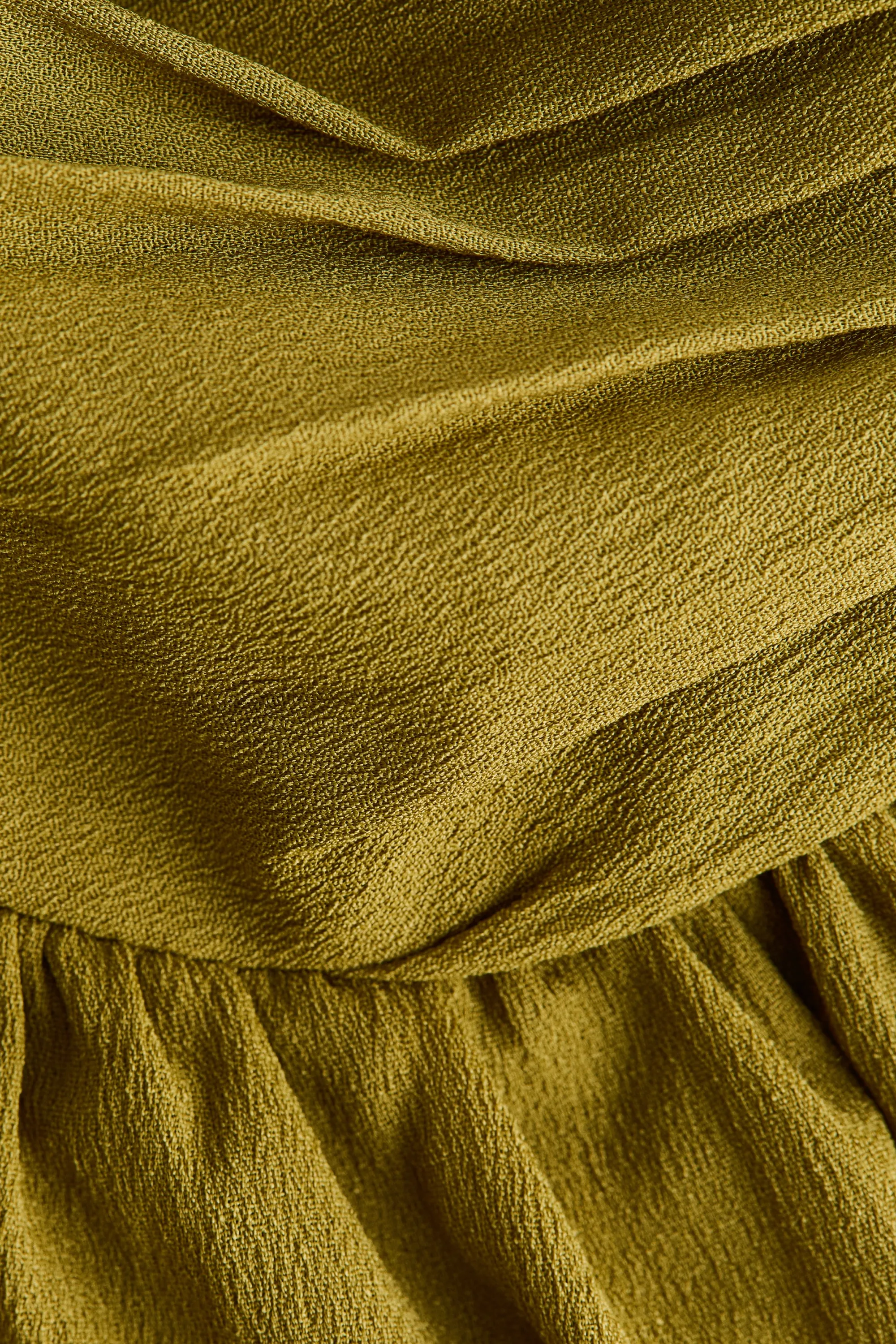 Robe froncée en crêpe - Vert olive