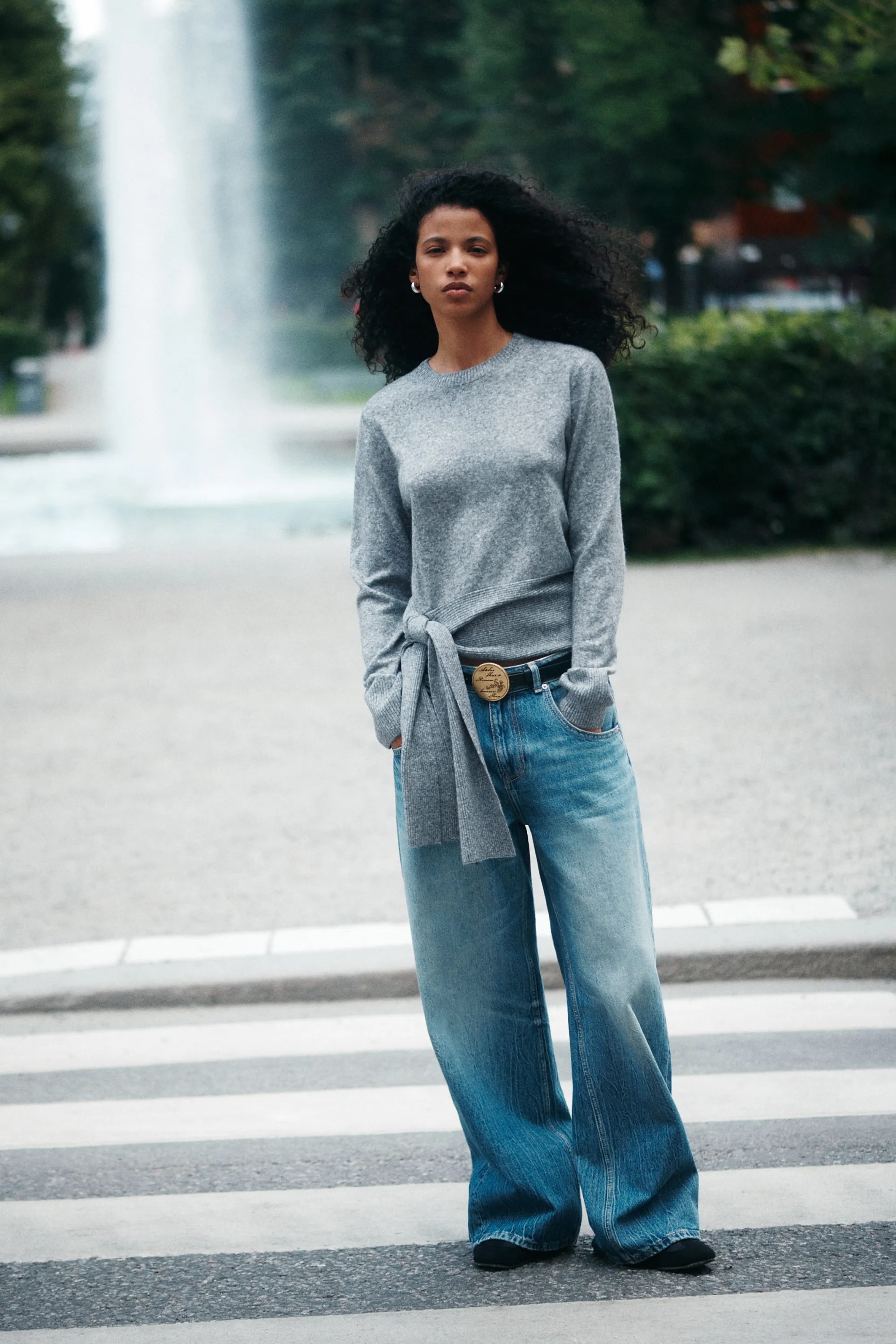 Pull avec détail à nouer - Gris chiné