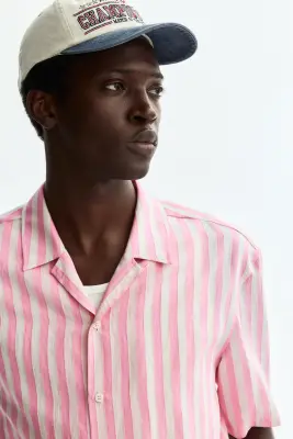 Chemise Relaxed Fit avec col cubain - Rose/rayé — photo 2