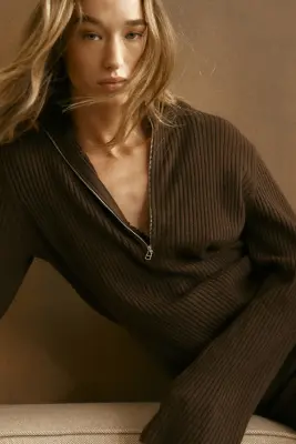 Pull en maille côtelée avec col zippé - Marron foncé — photo 1