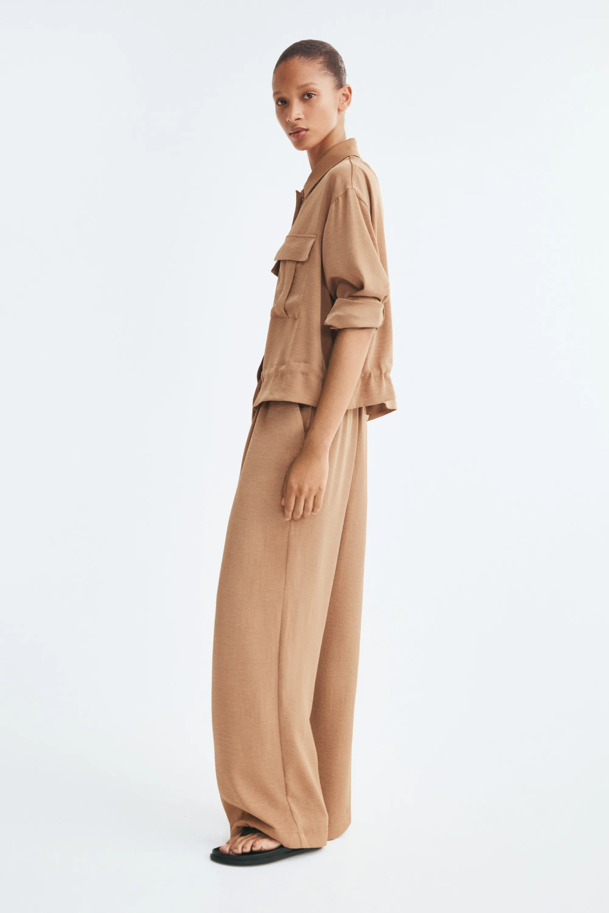 Pantalon à pinces avec cordon de serrage - Beige foncé