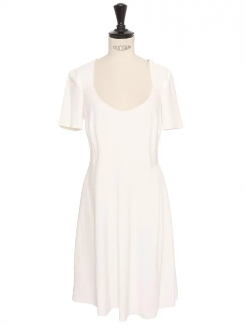 Robe manches courtes en jersey stretch blanc Prix boutique 230€ Taille 38