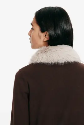 Gilet avec col - Marron foncé — photo 3