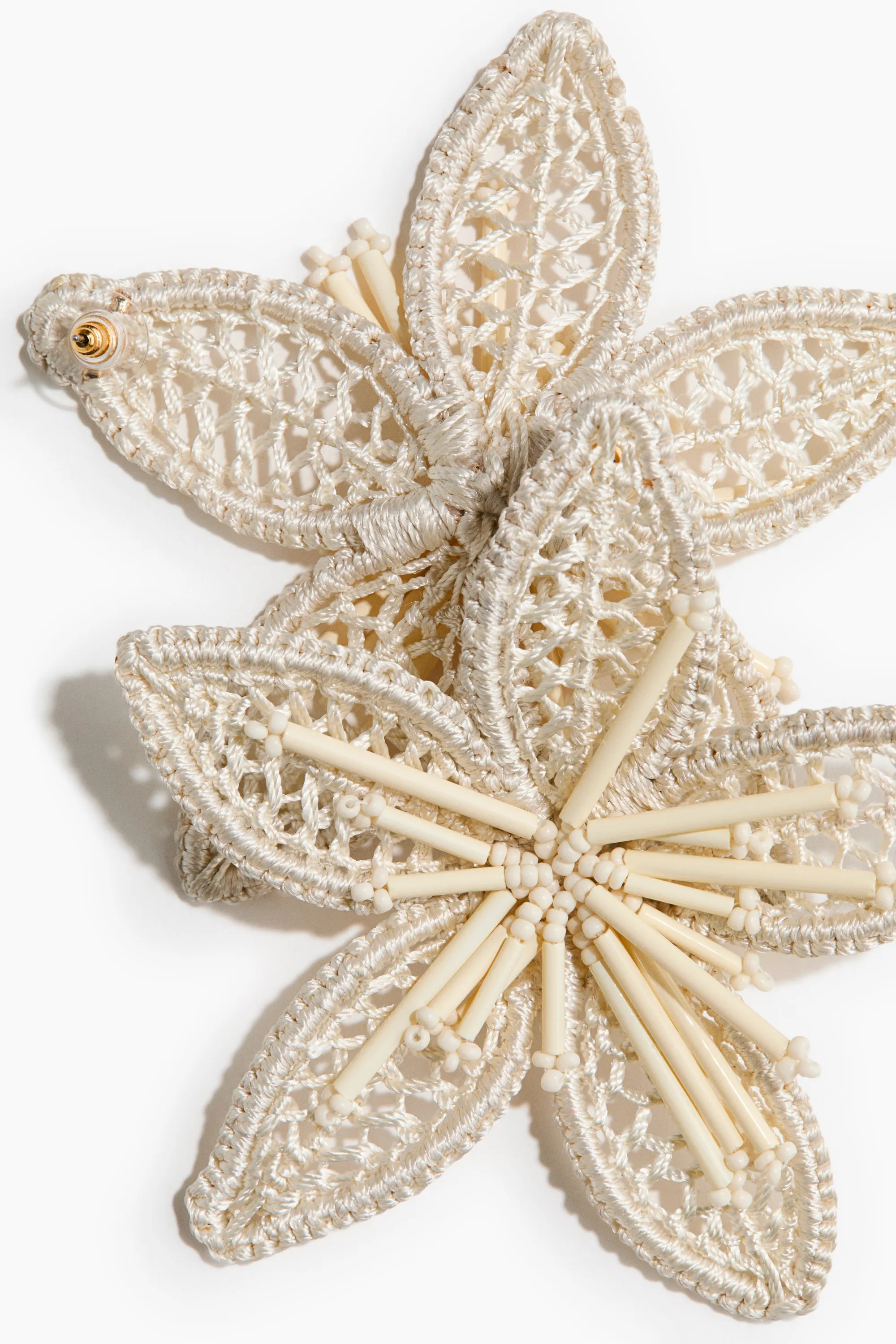Boucles d'oreilles façon crochet - Crème