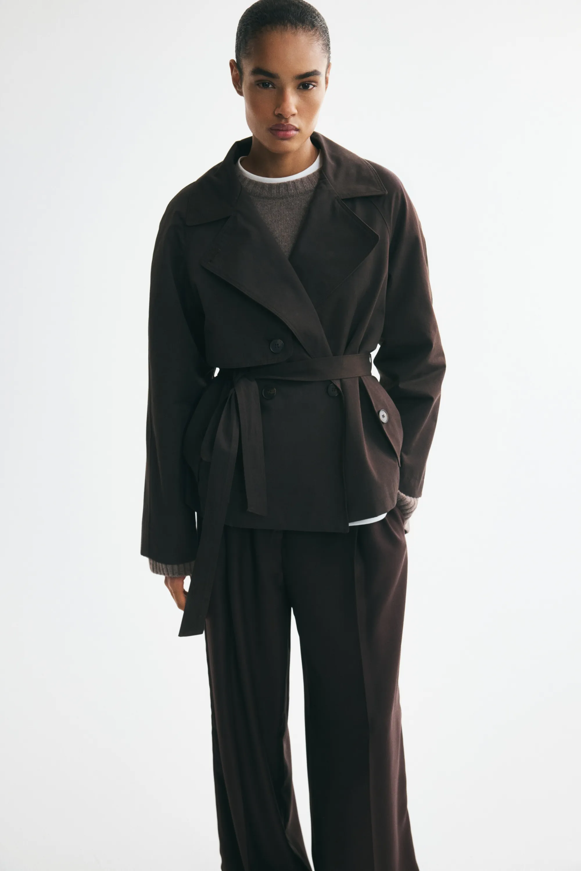 Trench-coat court avec ceinture à nouer - Marron foncé