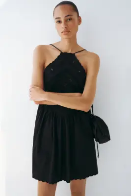 Robe évasée avec broderie anglaise - Noir — photo 1