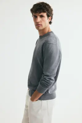 Pull Regular Fit en maille fine - Gris foncé chiné — photo 3