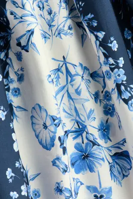 Robe en popeline avec jupe évasée - Bleu marine/bleu/fleuri — photo 4