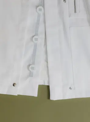 Multi Pockets Flapped Parka in White Waterproof Teflon — photo 5