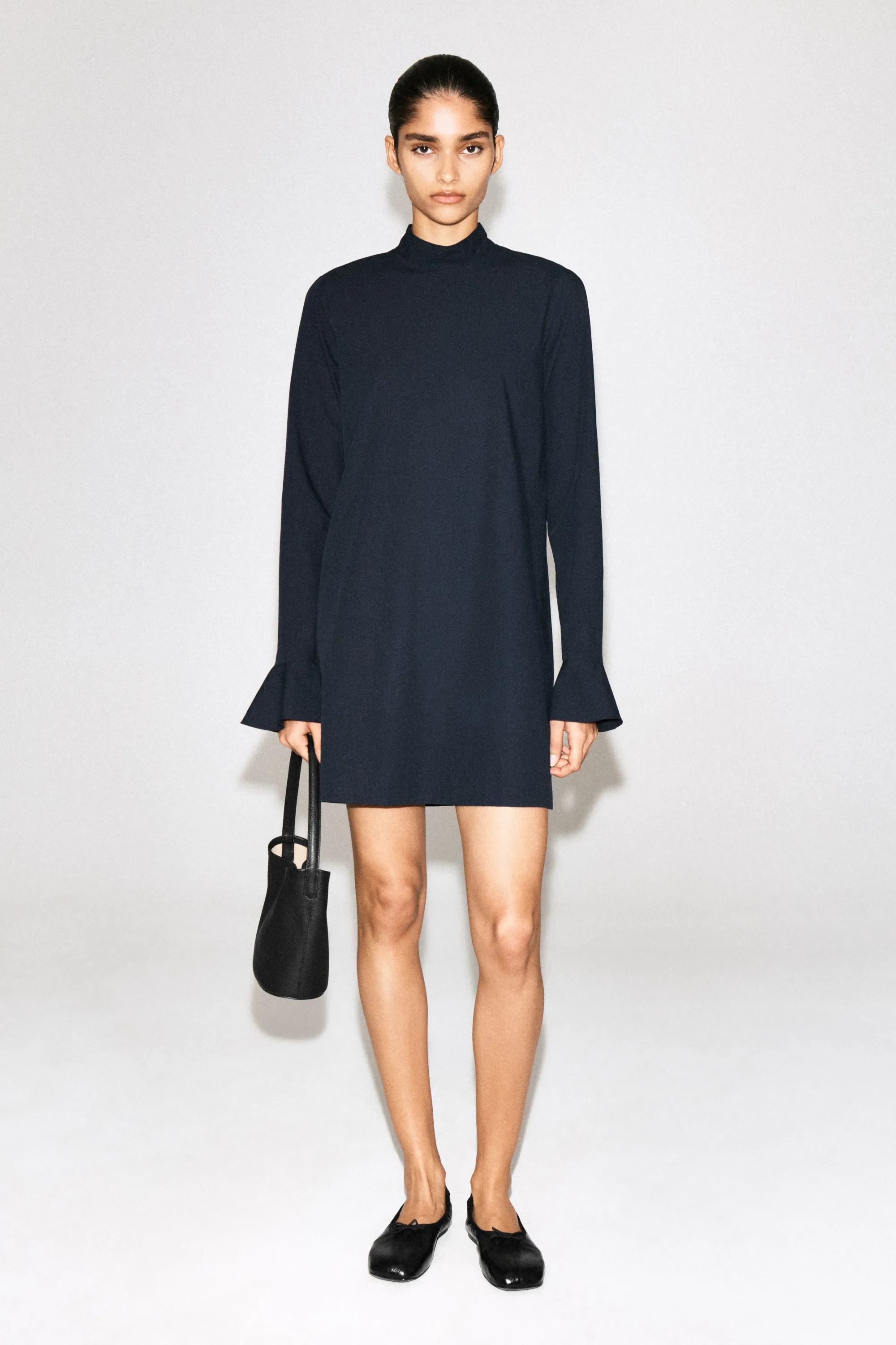 ROBE COURTE À MANCHERONS ÉVASÉS EN COTON - BLEU MARINE