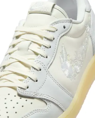 Air Jordan 1 Retro Low OG Sail Coconut Milk — photo 3